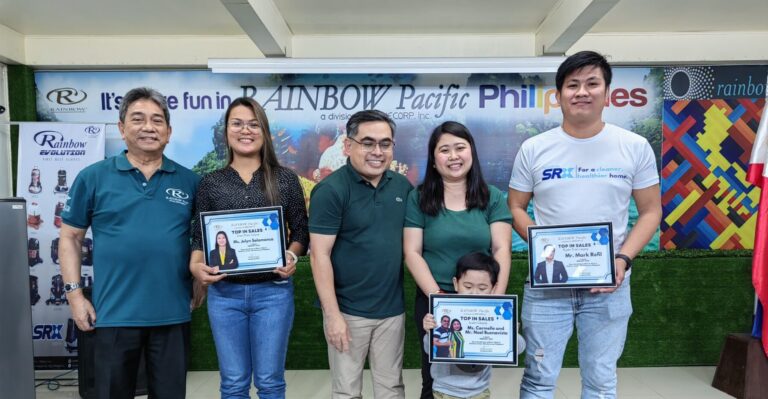 SD Santi Dapul with the Top Sales Performers for the Month of February 2023: (L-R) SrD Jelyn Salamance had 5 sales, TL Noel and Carmelle Buenavista had 6 sales, and RD Mark Refil had 2 sales.