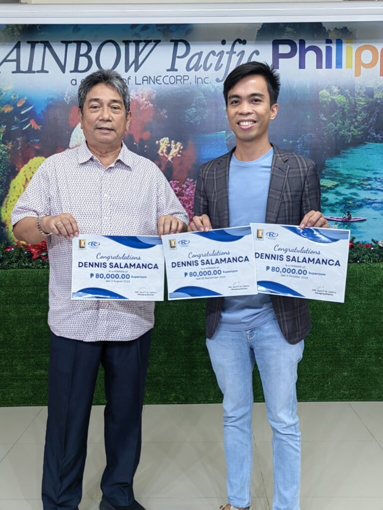 SD Santi Dapul (L) awarded BP Dennis Salamanca (R) a certificate for receiving varying amounts of Super Commission from August to October 2023.