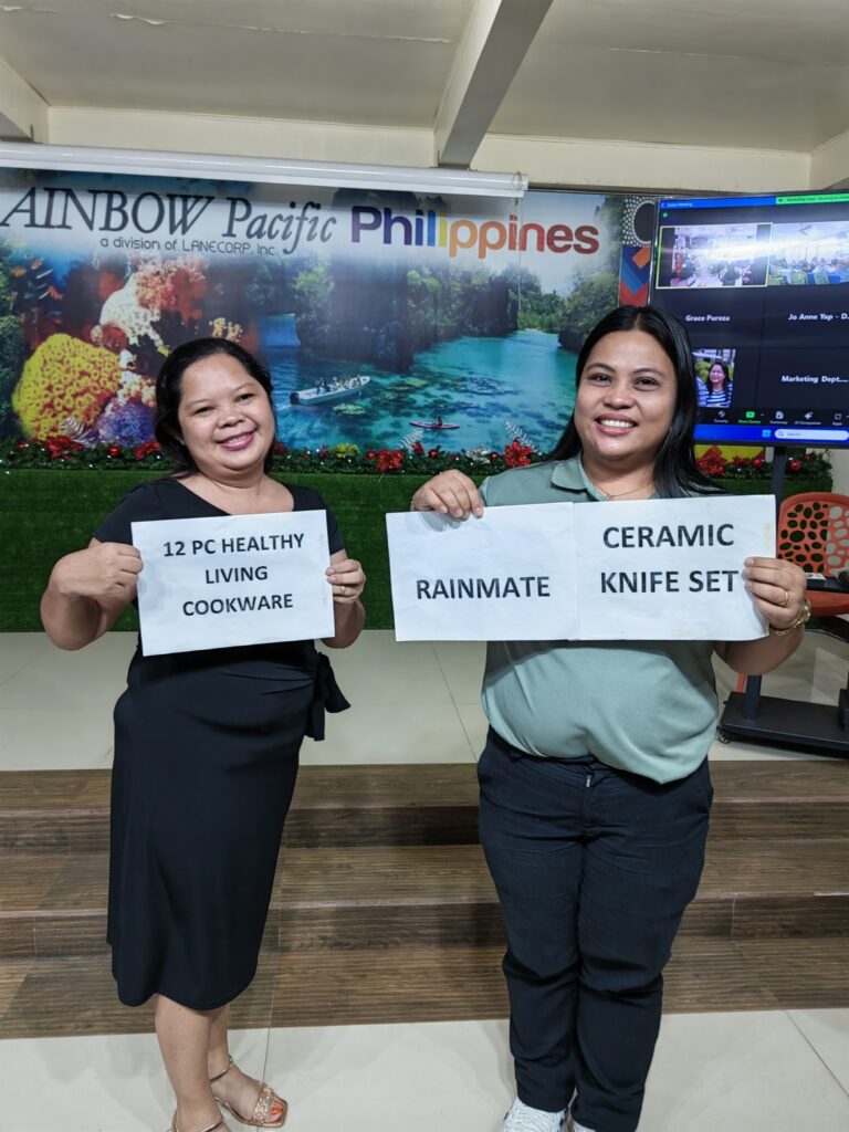 In the monthly Refer a Friend raffle, TL Jenneth Sarabia (R) secured the Rainmate and Ceramic Knife Set, while TL Jhona Bañano (L) achieved her second victory, winning the 12 pc Healthy Living Cookware.